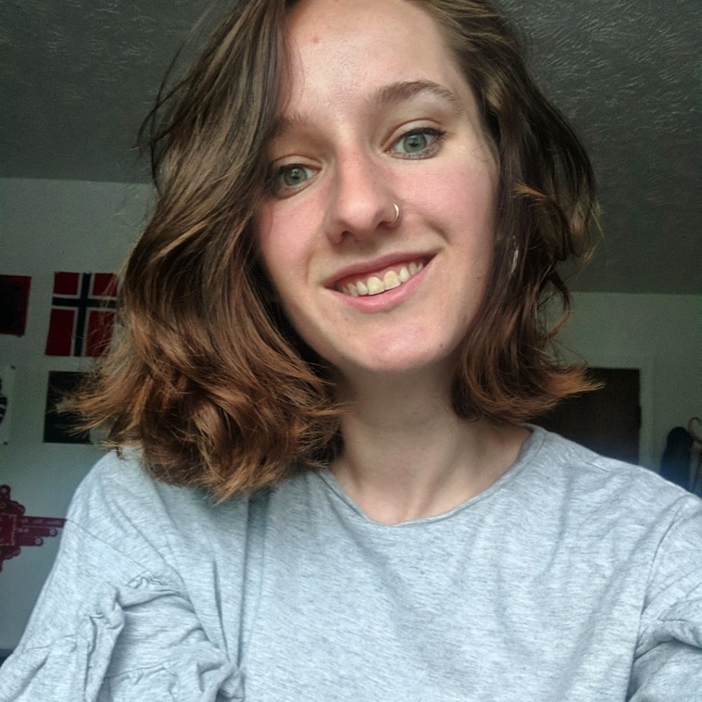 Meet your Posher, Gloria